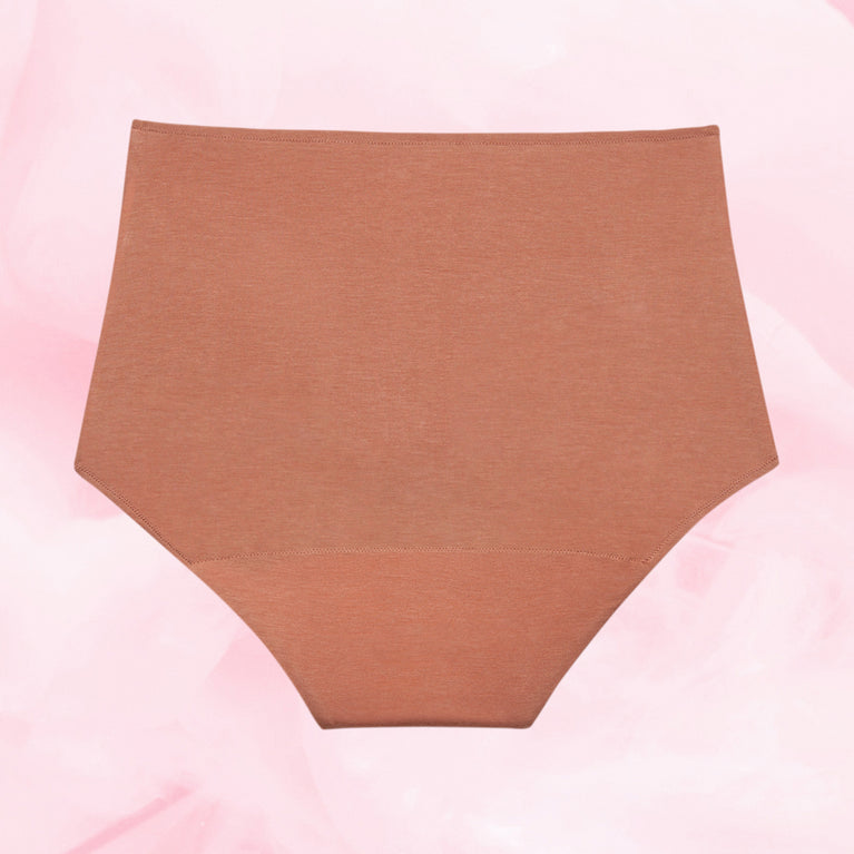 Premium Comfort High Waist Kohtalainen Vuoto Kuukautisalushousut litteänä esillä.