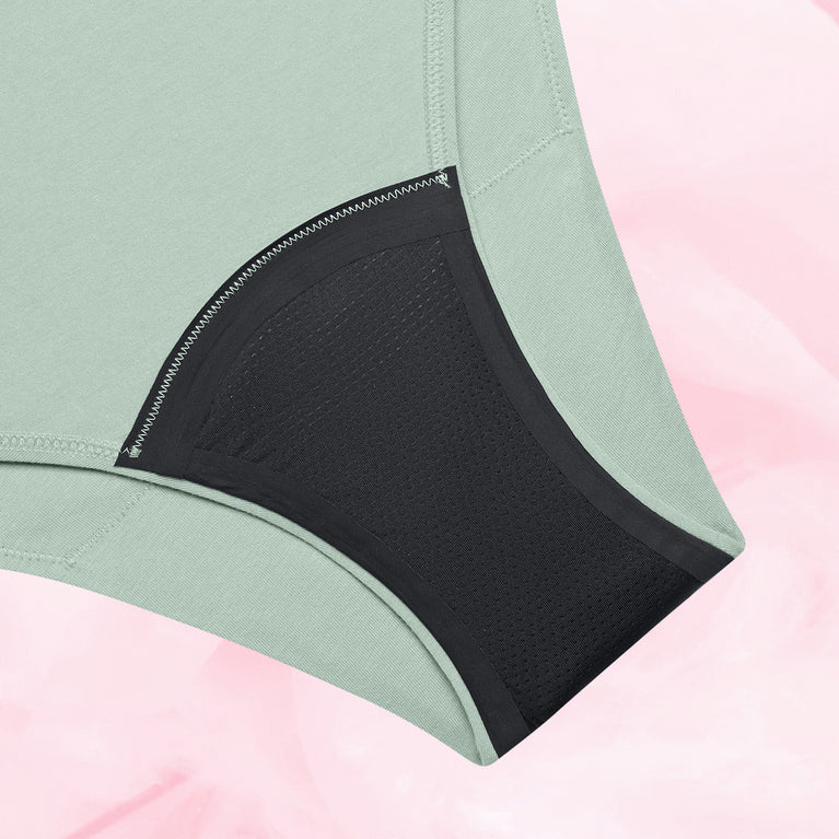 ComfortFit Essentials Brazilian runsas vuoto menstrual underwear, optimized absorbency.