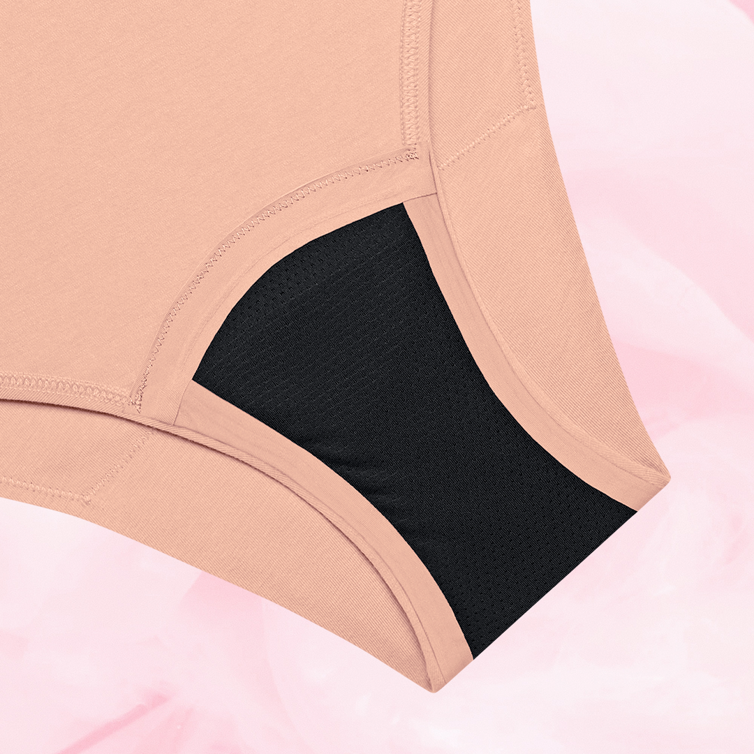 ComfortFit Essentials Brazilian runsas vuoto menstrual underwear, designed for heavy flow.