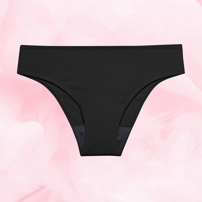 ComfortFit Essentials Brazilian niukka vuoto menstrual underwear, designed for light flow.
