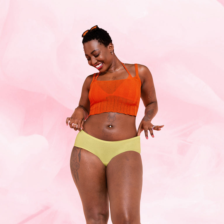 ComfortFit Essentials Hipster menstrual underwear for moderate flow, designed for comfort.