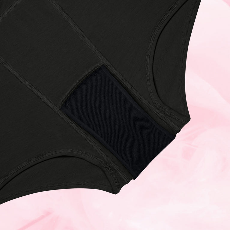 Teens Boxer Kohtalainen vuoto 3-pack, musta alusvaate, lähikuva.