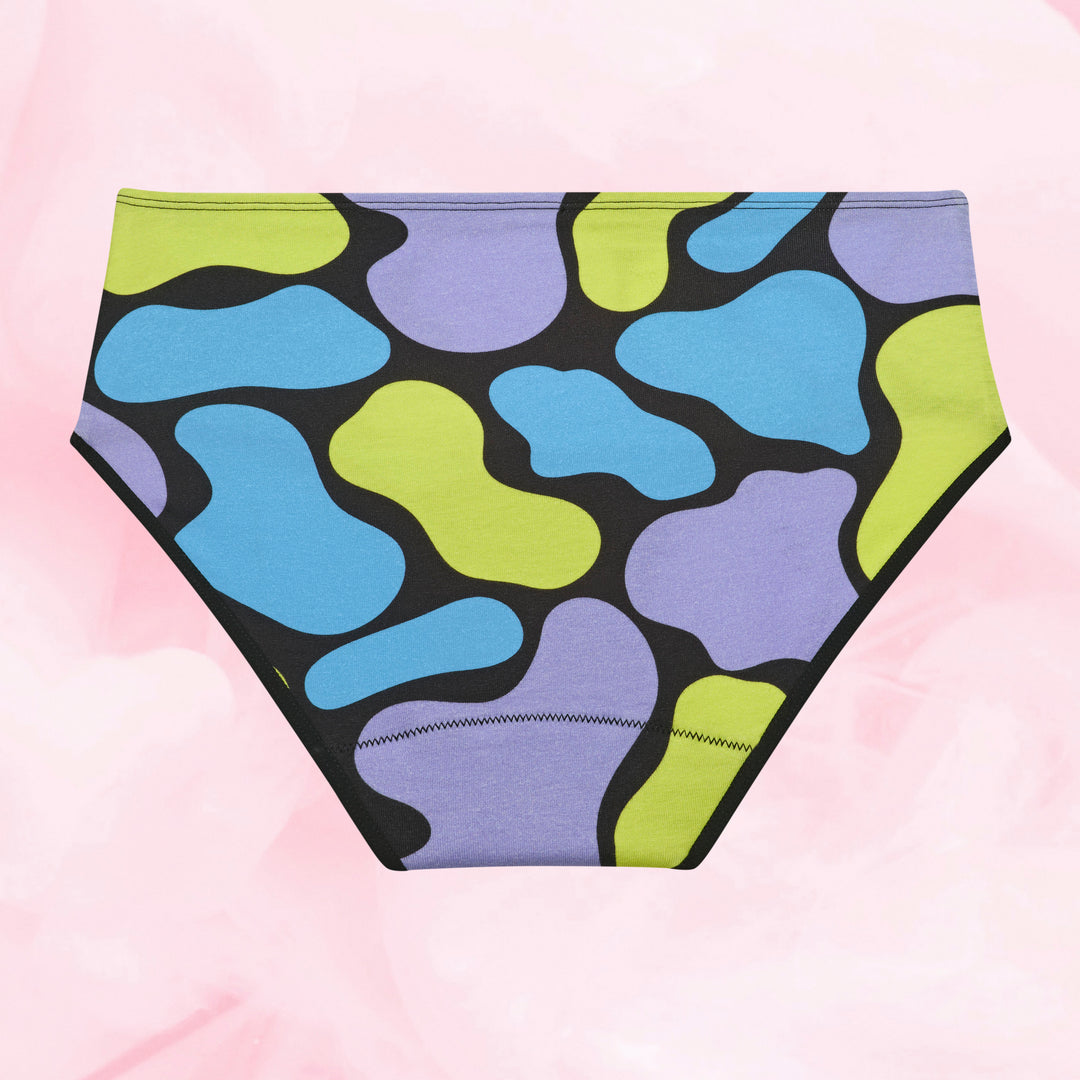 Teens Hipster Kohtalainen Vuoto, abstrakti kuvio mustalla pohjalla.