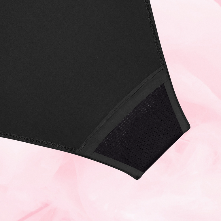 ComfortFit High Leg runsas vuoto -kuukautisalushousut yksityiskohtaisilla saumoilla.